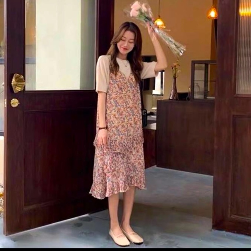 Floral midi dress with ruffle details
